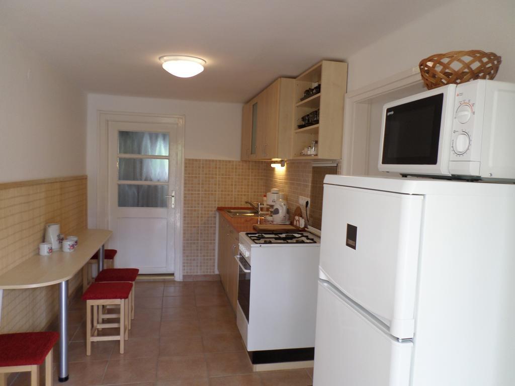 Ferienwohnung Szabadido Vendeghaz Révfülöp Exterior foto