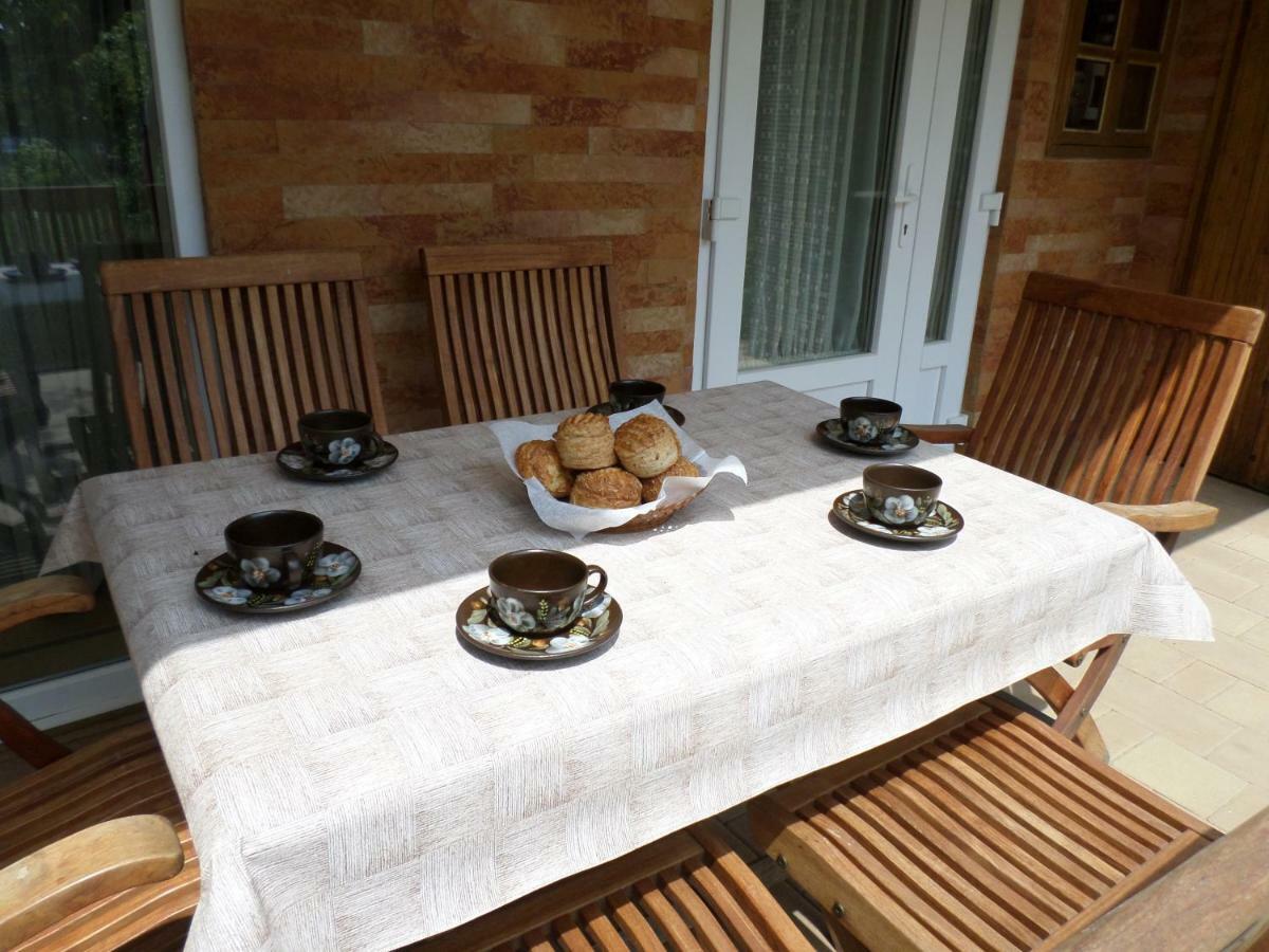 Ferienwohnung Szabadido Vendeghaz Révfülöp Exterior foto